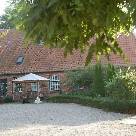 Ostseepferdehof Neukirchen  ภายนอก รูปภาพ
